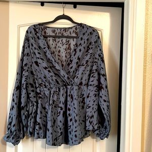 Boutique blue leopard print size 4x